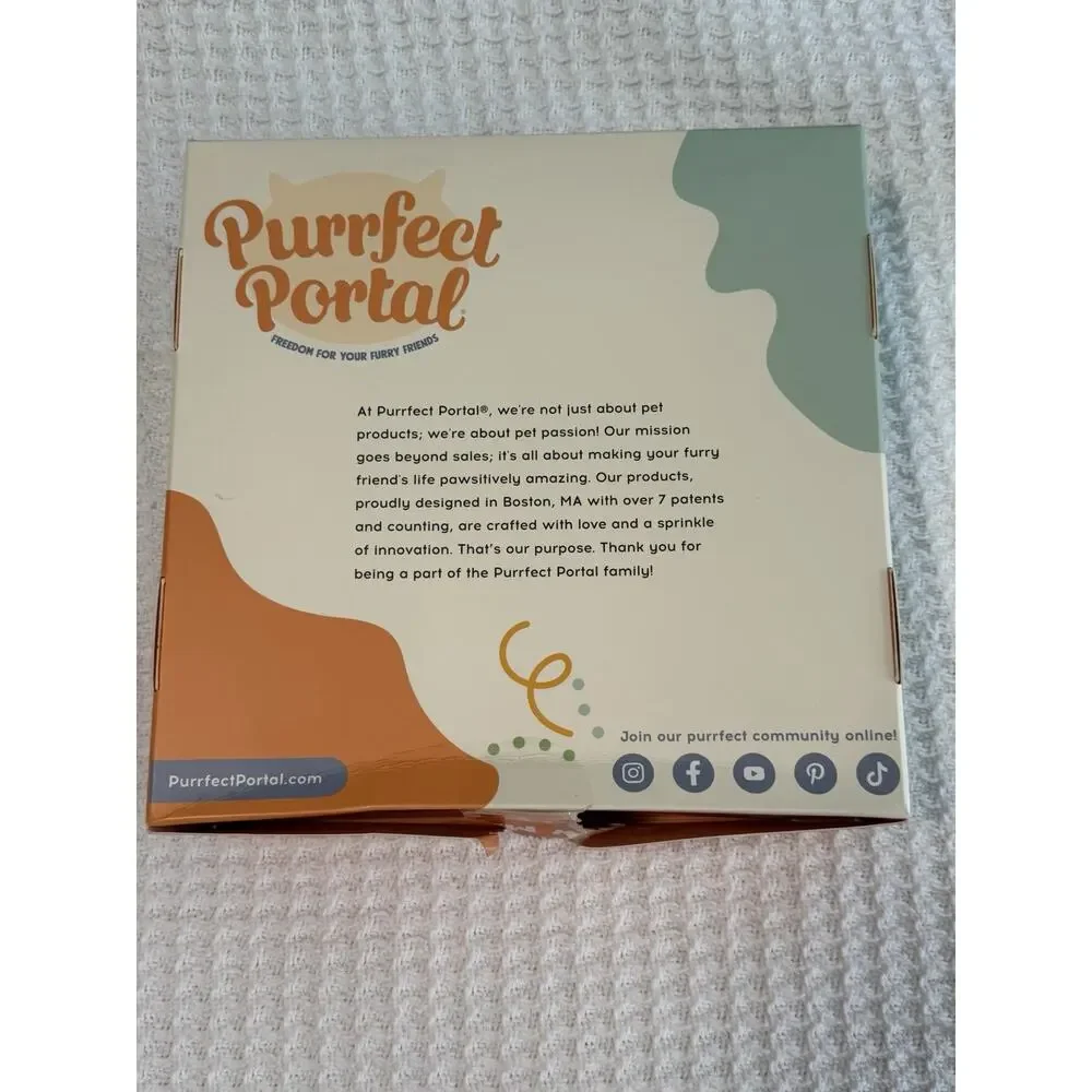 Purrfect Portal Cat Door Interior Cat Door Easy Installation NEW Open Torn Box